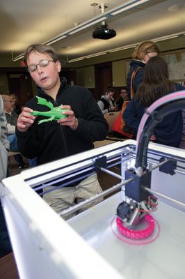 3D Printing
The Mattapoisett Free Library unveiled its brand new 3D printer this weekend during a presentation given by tech expert Kevin Osborn. Osborn gave a demonstration on Saturday, April 16, of the library’s very own brand new Ultimaker 2 3D printer. Photos by Colin Veitch
