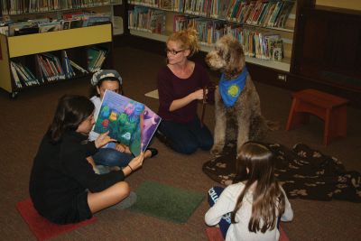 Jenna and Sadie
Jenna Gifford and her two-year-old Goldendoodle named Sadie hope to help Center School students improve their reading skills.
