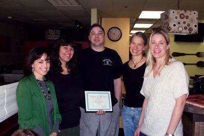 Project Grow
Matt Gurney, center, receives a certificate of appreciation for participating in the Dine-Out event that raised $1,100 for Tri-Town preschoolers. Jennifer Dumas, Lisa MacKenzie, Kathy Bliss, and Heidi Dubreuil from Project GROW thanked Mr. Gurney for his generosity. Photo by Anne OBrien-Kakley.
