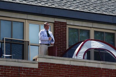 Mr. T!
Students chanted “Mr. T!” to Mr. Tavares on the roof as they left school June 18. Kevin Tavares, associate principal, challenged the kids to raise 481 canned goods to top Mr. T’s 480 – they collected over 800 instead! Mr. T had to spend the night on the roof of Center School, calling the community out to visit him and bring canned goods so he could match the students’ grand total. Photos by Jean Perry
