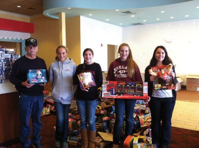 Toys for Tots
ORR students assisted with collection toys for the annual Toys for Tots campaign, pictured (left to right)  Bob Graser, Aubrie Isabelle, Madison Barber, Diana LaRock, and Heidi Graser. Photo by Renea Reints
