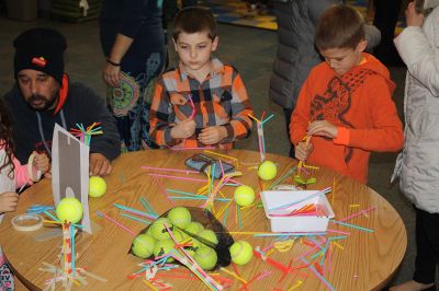 RMS STEAM Night
Rochester Memorial School hosted a STEAM night (Science, Technology, Engineering, Arts, Mathematics) on Thursday, March 30, in the RMS library. Students and parents enjoyed various hands-on stations featuring materials such as wooden sticks, clips, and plastic straws for engineering and building, as well as technology stations using “ozobots” to explore robotics. Photos by Jean Perry
