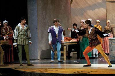 Romeo & Juliet at ORR
Last week the ORR Drama club took on William Shakespear’s Romeo & Juliet. Photos by Felix Perez.
