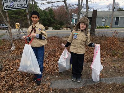 Clean-up
Mattapoisett Cub Scouts, Chris Bell and Paul McLaughlin, spend time on the last day of April to pick up trash at Mattapoisett’s Park & Ride. Photo courtesy Jeanine McLaughlin
