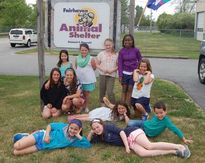 St. Gabriel’s
On Thursday, May 28 the St. Gabriel’s students gathered at the Fairhaven Animal Shelter to present Animal Control Officer Kelly Massey with a check for $1,727, one-third of their total cash fundraising efforts. Back row, L to R: Clara Bonney, Liza Feeney, Alexa Zell, Ava Russell; Middle row, L to R: Paige Feeney, Isabelle Kelly, Hazel Kelly, Lauren Rapoza; Front row, L to R: Bryn Feeney, Grace Ward, Charles Bonney
