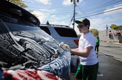 G.E.E.K. Carwash
Members of Old Rochester Regional Junior High School’s G.E.E.K. (Great Educated Entertaining Kids) team hosted a car wash at the Mattapoisett Fire House to raise funds for their trip to the Destination Imagination Global Finals in Knoxville, Tenn. Photo by Felix Perez.
