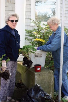 Fresh Flowers
Estelle Jacobson and Claire Keene of the Mattapoisett Womens Club plant mums outside the Town Hall. Photo by Anne OBrien-Kakley
