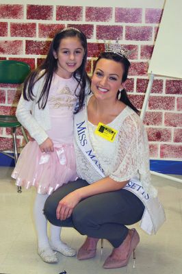 Miss Massachusetts Jillian Zucco
As part of the Read Across America Program, Miss Massachusetts Jillian Zucco will be visiting 15 elementary schools across the Commonwealth this week to read to 1000+ children.  On Monday, Jillian read to nine classrooms at two different schools, including Sippican School in Marion. There, she read stories and discussed the enjoyment and importance of reading every day.  She also offered an interactive session where she answered their questions and sang songs from the Disney musical, Moana. Photos courtesy 
