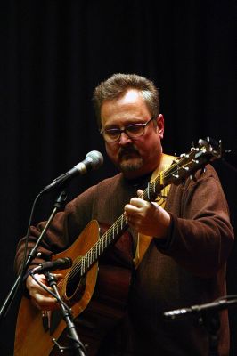 Folk Benefit
The Marion Music Hall was the sight of a concert to benefit The Women's Center of New Bedford this past Saturday evening, March 14. The show featured the talents of reknowned husband and wife duo Atwater-Donnelly who played several sets of traditional folk music.
