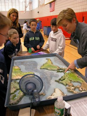 Ocean Odyssey in Rochester
Students in Grades 2, 3 and 4 at Rochesters Memorial School were recently treated to a day-long Global Ocean Odyssey program and exhibit from the New England Aquarium on Monday, October 16. Here students learn about water currents. (Photo by Kenneth J. Souza).
