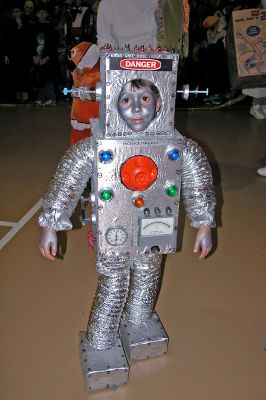 Mattapoisett Halloween '06
Colby Carreiro took first place honors in the Preschool/Kindergarten category for his robot costume in the 2006 Annual Halloween Parade, sponsored by the Mattapoisett Police Department. (Photo by Kenneth J. Souza).
