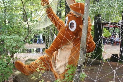 An Aardvark in King Richard's Court
The Wanderer Aardvark visits King Richard's Fair
