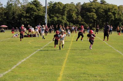 Old Rochester Youth Football 8U 
Old Rochester Youth Football 8U 
