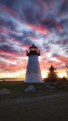 Ned’s Point
Amy Laurendeau shared this photo of psychadelic skies over Ned’s Point taken last summer. January 23, 2025 edition
