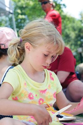 Arts in the Park
The Marion Art Center held its 2015 Arts in the Park on July 11. Local artists and crafters had the chance to display their talents to the community at Bicentennial Park off Main and Spring Streets. Photos by Colin Veitch
