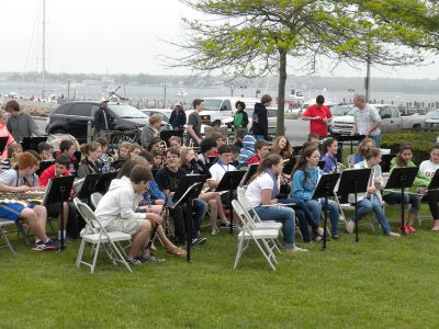 Concert in the Park
 It’s a windy wet day but it didn’t dampen the spirits of the musicians at Shipyard Park On Thursday May 23. The Junior High band and Chorus entertained the masses through the gusts and mist for a grand kick off to the summer concert season. Photos by Paul Lopes
