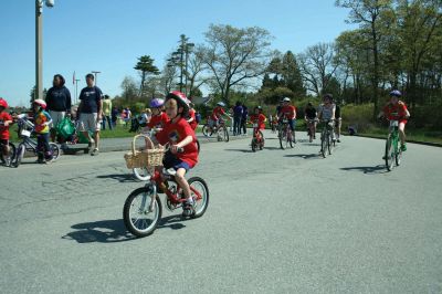 Bikes, Bikes, Bikes!
The Third Annual Pan Mass Challenge Kids Tri-Town Ride attracted several hundred young bicyclist to the ORR campus on Saturday morning, May 16, for a bike rally to help defeat cancer. Proceeds from the event will go to several charities in the state such as the Jimmy Fund and Dana- Farber Cancer Institute to assist in cancer research. The rally was expected to raise more than $15,000. Photo by Robert Chiarito.
