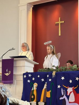 Mattapoisett Congregational Church
Carolyn Pawlishen, Faith Formation Director, organized a children's pageant at Mattapoisett Congregational Church. Children from the community were invited to take part. Katherine Gaudet narrated. Many proud parents and family members were in attendance. Photo by Jennifer Shepley.
