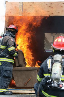  Mattapoisett Fire Department Open House
The Mattapoisett Fire Department Open House attracted scores of families on Saturday, October 12, with free food, fun, and fire demonstrations that captured the children’s attention while reinforcing the importance of fire safety. Photos by Jean Perry
