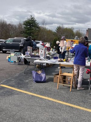 Mattapoisett Woman's Club Yard Sale
The annual spring yard sale hosted by the Mattapoisett Woman's Club was a smashing success on May 4. Photos by Marilou Newell
