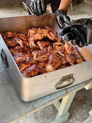 Marion Social Club Senior Chicken Bake 
The Marion Social Club Senior Chicken Bake on Sunday August 17. Photo by Robert Pina

