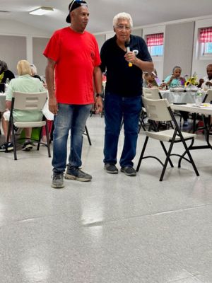 Marion Social Club Senior Chicken Bake 
The Marion Social Club Senior Chicken Bake on Sunday August 17. Photo by Robert Pina
