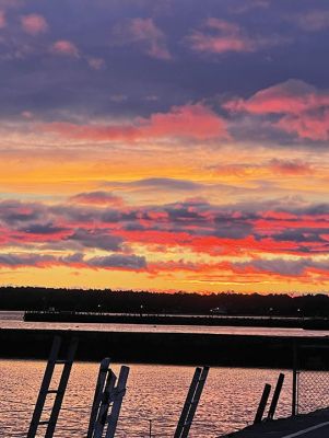 Barstow Wharf
Saturday's sunset at Barstow Wharf. Photo by Mary K. Cabral.
