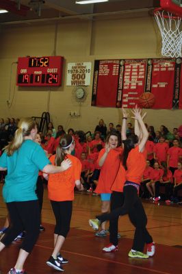 OHBBall 4183
In a close game, the Old Hammondtown School students outplayed the Old H teachers 41-40 during the annual students vs. teachers basketball game Friday night. The game was held at the ORR gymnasium and bleachers were packed with families and supporters. Photos by Jean Perry
