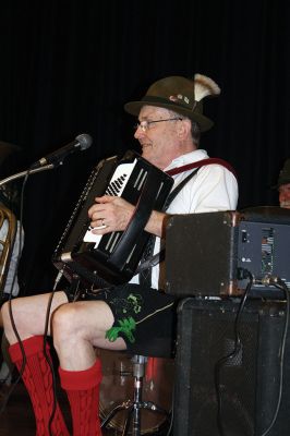 Oktoberfest
Lederhosen, bratwurst, music and, of course, beer! Saturday, September 17, was Oktoberfest at the Marion Music Hall. Hosted by the Marion Masons, the festival is a relatively new Marion tradition, now in its third year. Live entertainment featured the Bavarian Brothers Band and Alpenblumen Musikanten. Photos by Jean Perry
