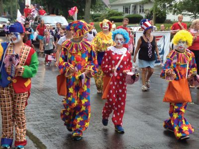 4th of July Parade
The annual 4th of July Parade in Marion was a great sucess dispite the rain. There was music, vintage cars, fire engines clowns with candy and even a shark car! Photo by Katy Fitzpatrick.
