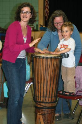 RMS Drum Circle
Otha Day led about 50 people in a drum circle on Monday, April 30 in Rochester Memorial School cafeteria. The event was sponsored by the RMS PTO. Photos by Laura Fedak Pedulli. 
