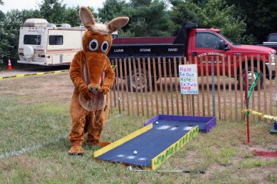 Aardvark at the Fair
The Wanderer's aardvark visited the Rochester Country Fair on August 22, 2009 and took some time to see the sights and pose with some visitors.
