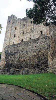 Rochester
A local family toured the town for which our local Rochester is named and visited this medieval castle and Rochester Cathedral. Photos by Dr. Ken Laytin
