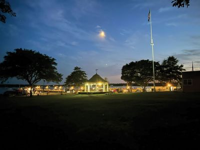 Shipyard Park
Night sky at Shipyard Park by Ruth Griffin.
