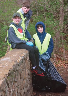 Clean Up
After a rainy Saturday, the Scouts from Pack 32 and Troop 32 of Marion along with countless volunteers from the community spent the morning on Sunday, April 27 cleaning up multiple areas around town. With the generous support of the Washburn Park Trust, the scouts, their families and countless volunteers started their spring-cleaning donating numerous items to a local charity (Gifts to Give). The day of service ended with a mountain of debris and trash for the Marion DPW to collect. Everything from car part
