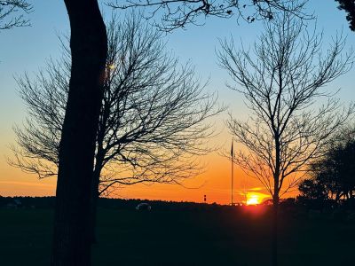 Sunset at Shipyard Park in Mattapoisett
Sunset at Shipyard Park in Mattapoisett. Photo shared by Jen Shepley. November 28, 2024 edition
