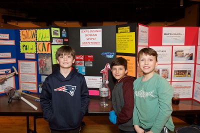 Sippican Science Fair
Everyone was “sciencing” on Friday night, March 31, at Sippican School for the annual Sippican Science Fair. Photos by Colin Veitch
