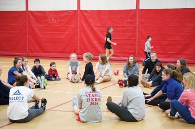 Special Olympics Young Athletes
Roughly 120 Tabor Academy students volunteered on January 10 to assist with the school’s first session of the Special Olympics Young Athletes™ program held at Tabor. The program offers children ages 3-7 with intellectual and developmental disabilities opportunities to engage in physical activities vital to mental and physical growth. Spearheaded by Math teacher Tim Cleary and Tabor senior Molly Bent, sessions continue January 17 to March 6 (no session February 7) at 2:00 pm at the Fish Center for Athletics 
