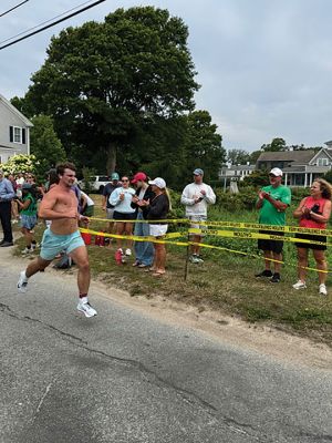 Mattapoisett Triathlon
The Mattapoisett Triathlon took place on Sunday, July 27. The event, hosted by the Mattapoisett Lions Club, saw over 100 competitors begin from Town Beach, swim 0.25 miles, bike 10 miles north of town and back, and finally run a 5K past Ned’s Point and back around to the beach. Photo by Robert Pina
