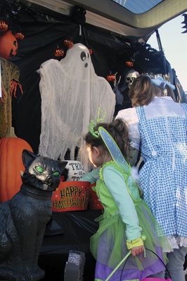 Trunk or Treat
RMS held a ‘Trunk or Treat’ event on Saturday, October 20, with hundreds turning out for the fun and free candy. The PTO sponsored event invited local families to enjoy a little pre-Halloween practice putting on their costumes, perfecting their “Trick or Treats” and remembering their ‘thank-yous.’ Photos by Jean Perry
